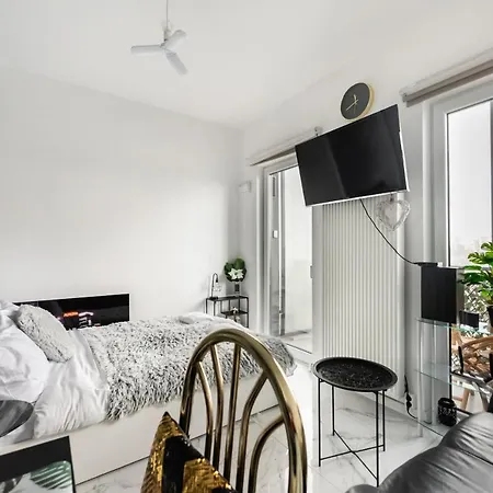 Wola Chic Luxury By Bookinghost Apartment *